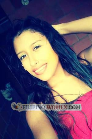 156922 - Paula Age: 29 - Colombia