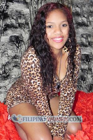 156926 - Lisbeth Age: 32 - Dominican Republic