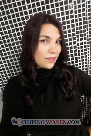 176033 - Adriana Age: 47 - Colombia