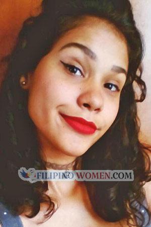 178110 - Maudelis Age: 27 - Venezuela