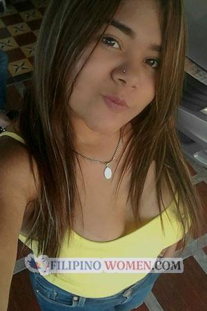 179794 - Karolay Age: 28 - Colombia