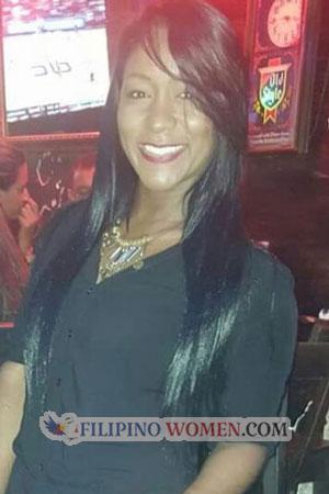 180631 - Karina Age: 37 - Colombia