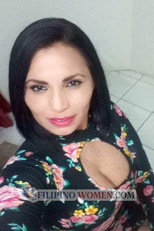 180645 - Andrea Age: 41 - Costa Rica