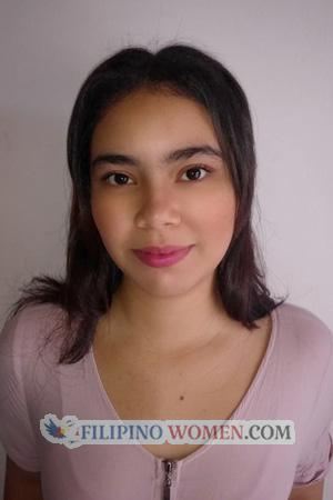 194490 - Yulianis Age: 25 - Colombia