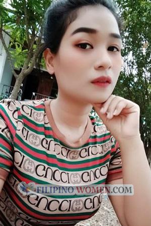 196587 - Chonlada Age: 34 - Thailand