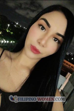 202299 - Daniella Age: 27 - Colombia