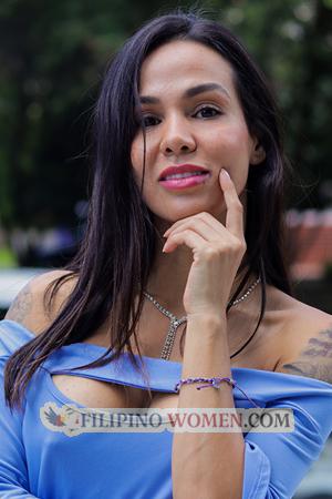 207603 - Natalia Age: 42 - Colombia