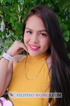 209818 - Geraldine Age: 26 - Colombia