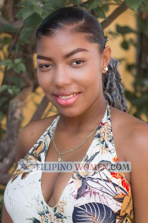 209978 - Nayelis Age: 24 - Colombia