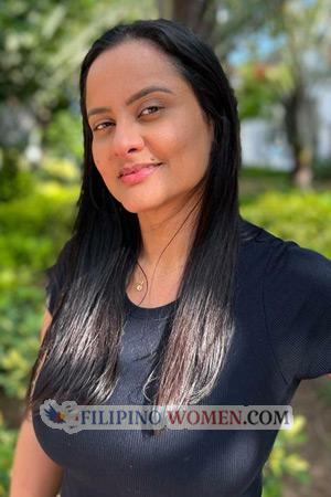 210697 - Karen Age: 41 - Colombia