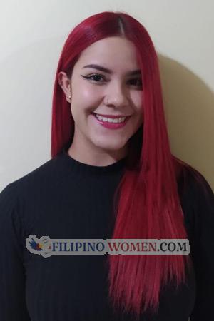 210914 - Laura Age: 26 - Colombia