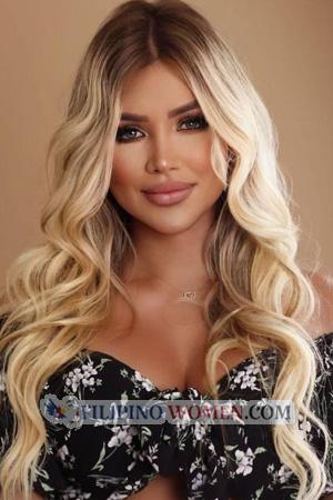 215539 - Julieth Age: 39 - Brazil