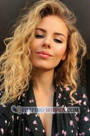 223688 - Oleksandra Age: 25 - Ukraine