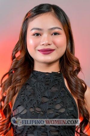 223852 - Jeramae Age: 19 - Philippines