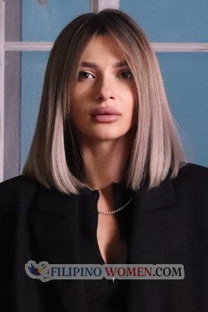 224208 - Alla Age: 31 - Ukraine