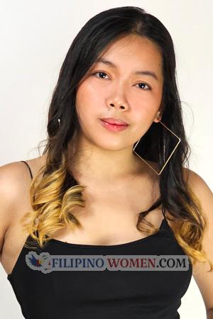 224639 - Eluisa Carbelle Age: 22 - Philippines