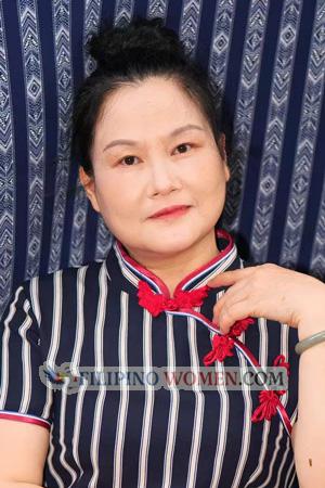 227229 - Isabelle� Age: 56 - China